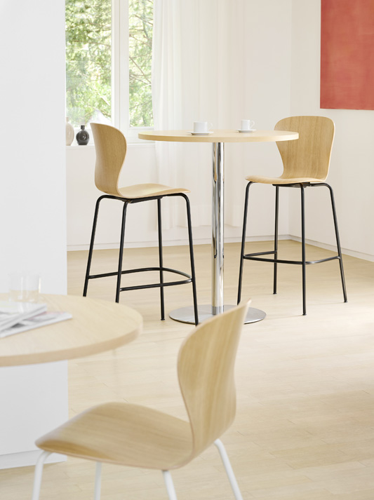 Lassen Sie sich inspirieren: THONET S 1123 | Bistrotisch S 1123